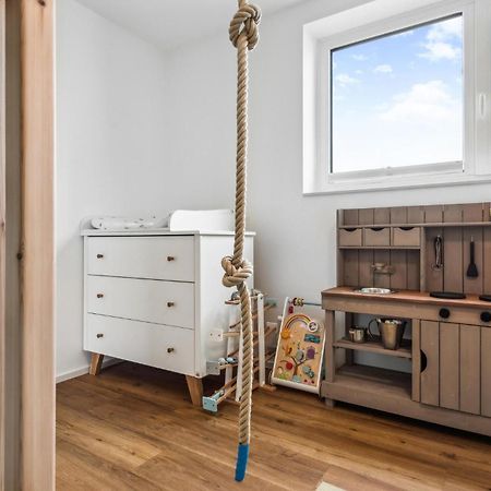 Lovely Home In Lembruch-Duemmer See With Sauna מראה חיצוני תמונה
