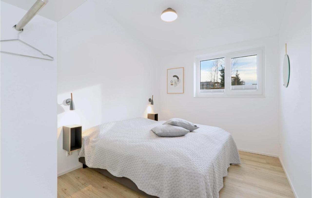 Lovely Home In Lembruch-Duemmer See With Sauna מראה חיצוני תמונה