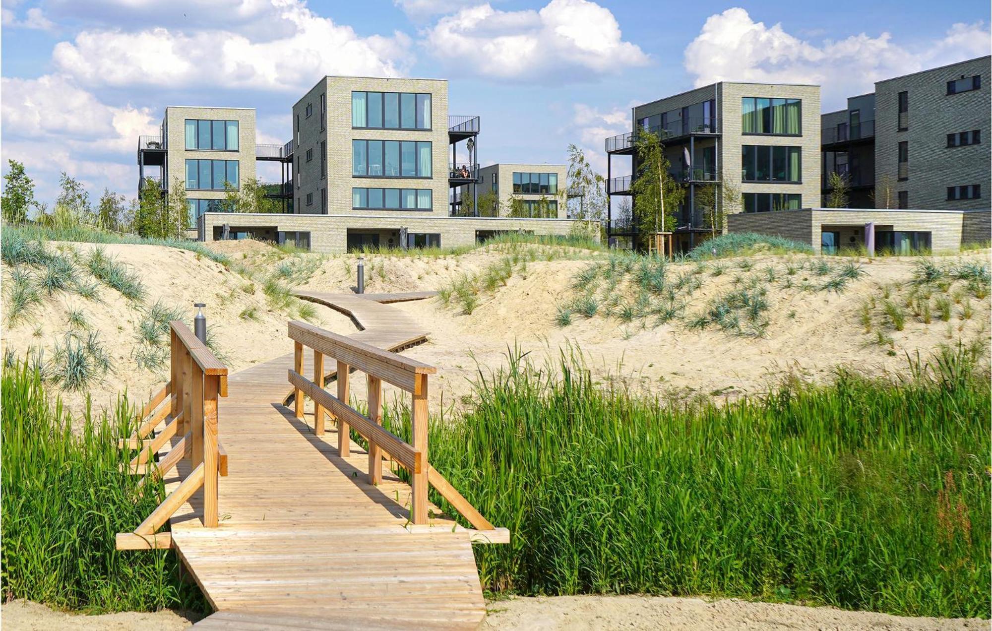 Lovely Home In Lembruch-Duemmer See With Sauna מראה חיצוני תמונה